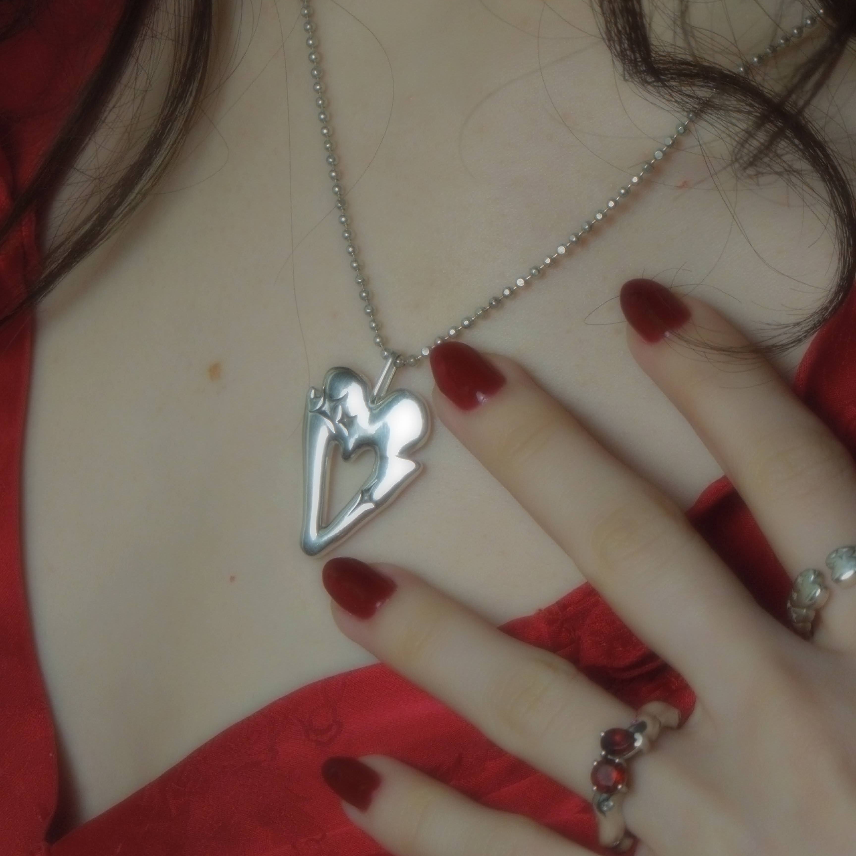 Venus Necklace